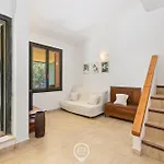 Eleonora Сasa de vacaciones